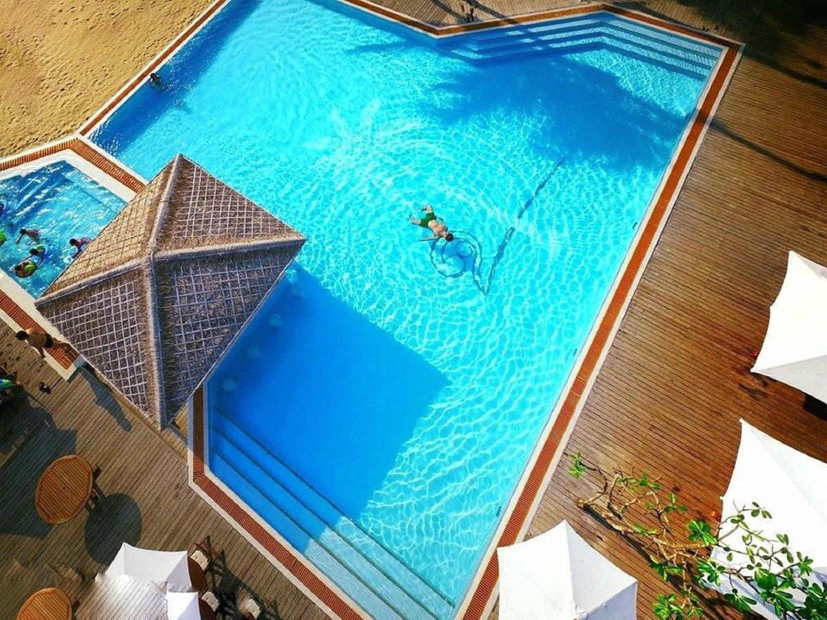 The Palm 4* Ngwesaung