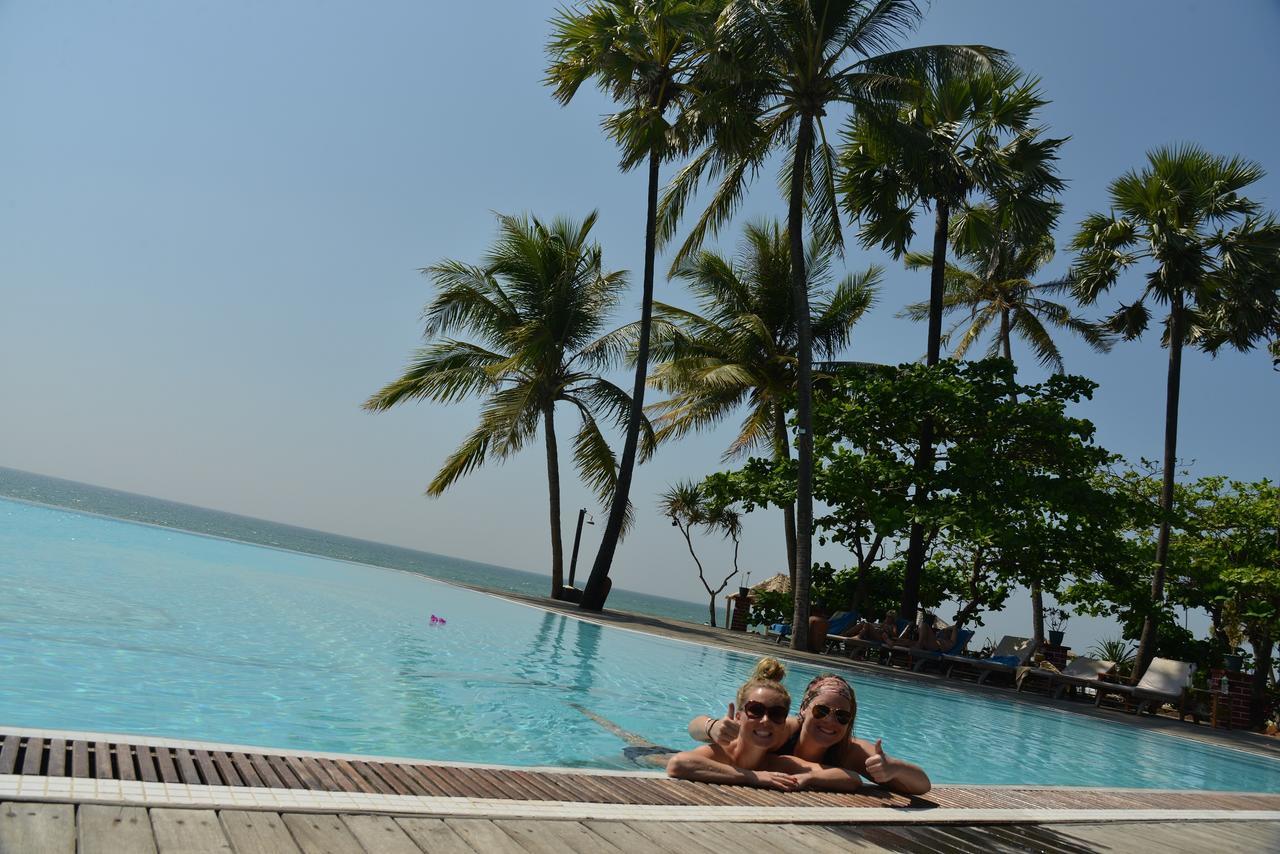 The Palm 4*